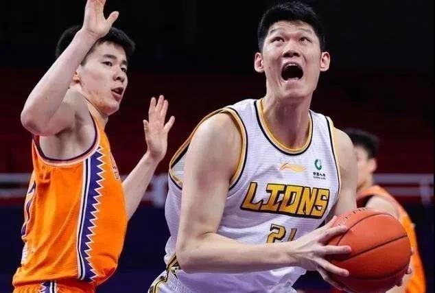 NBA单赛季连败纪录是26连败（76人和骑士），活塞接下来两场比赛将分别客场和主场连续面对篮网（东部第九）。